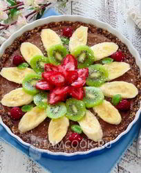 Вегетарианский тарт с бананом и авокадо