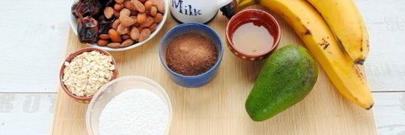 вегетарианский тарт с бананом и авокадо