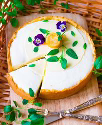 Яблочный тарт с воздушным кремом