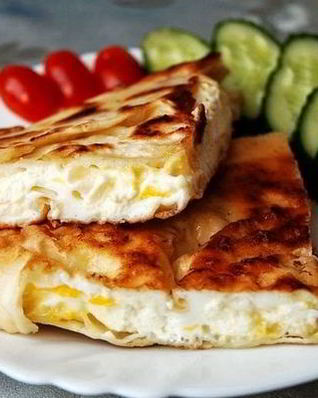 Яичница с сыром в лаваше