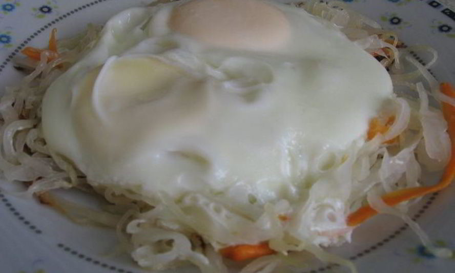 Рецепт яичницы в гнезде