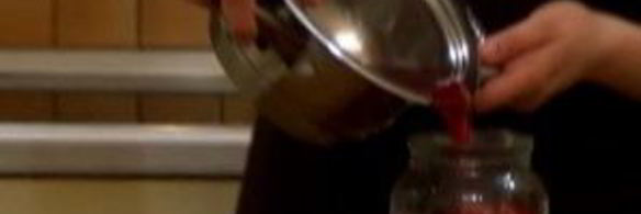 яйца, маринованные со свеклой