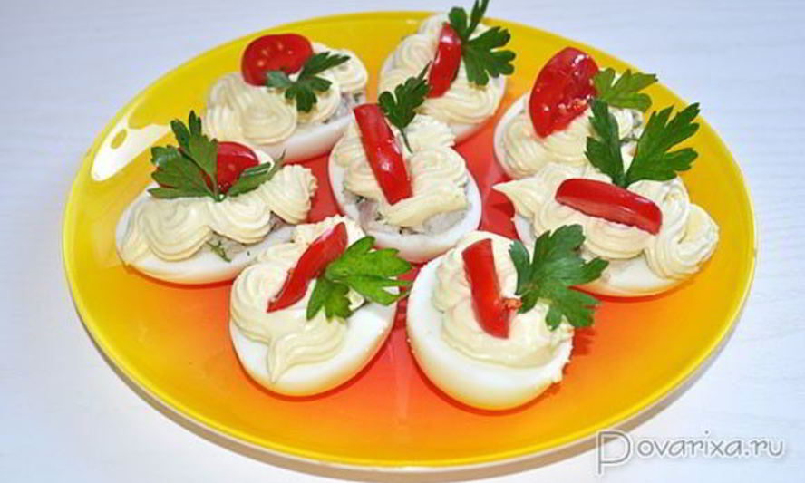 Рецепт закуски из яиц с сельдью