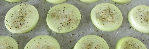 закуска из запеченного лука с сыром