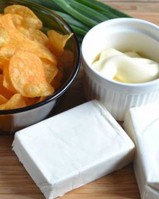 Закуска на чипсах