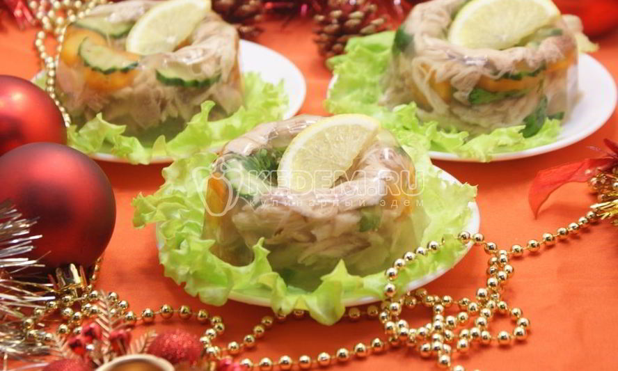 Рецепт заливного из курицы новогоднее